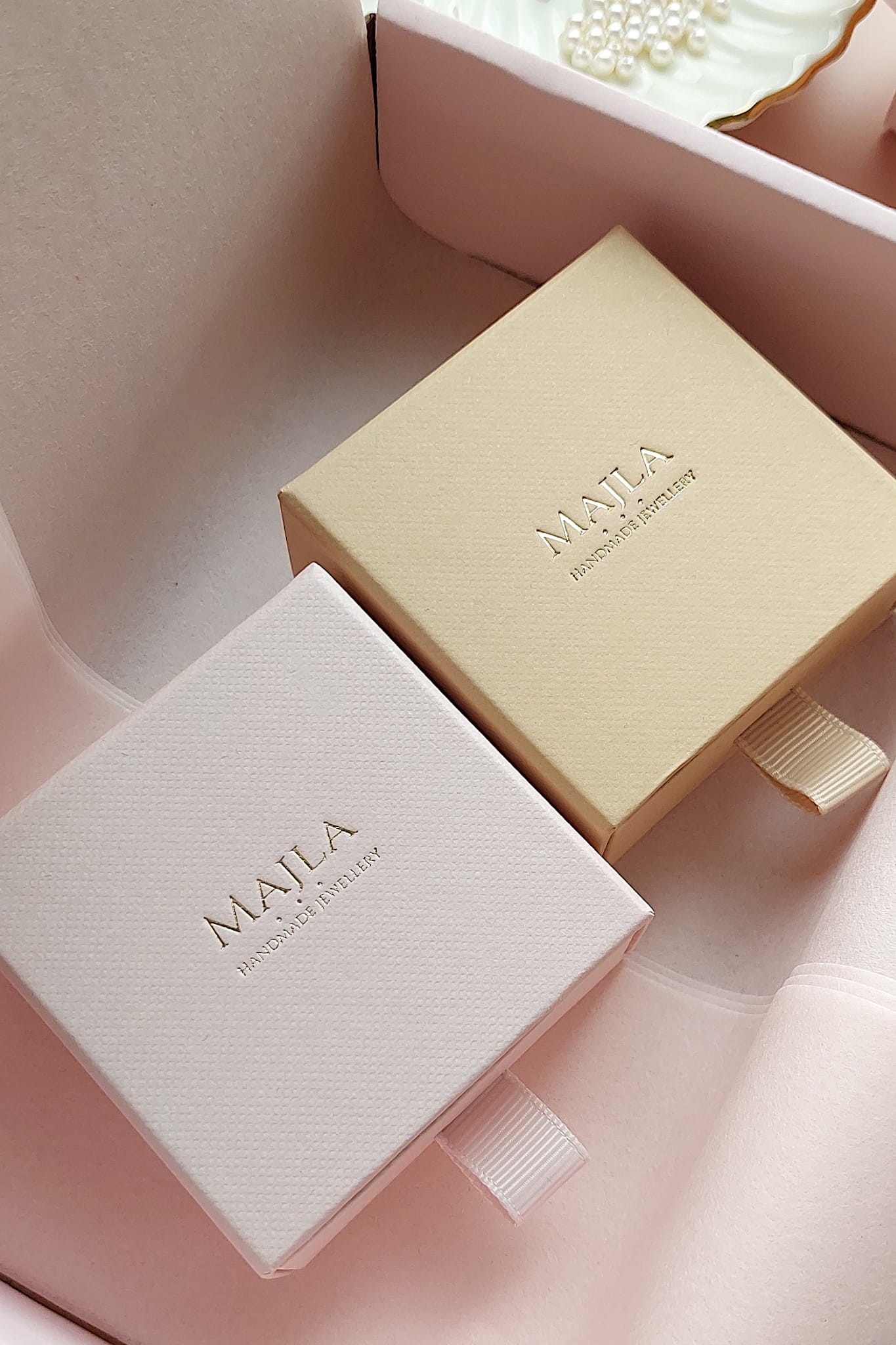 Pudełko z logo firmy | Majla