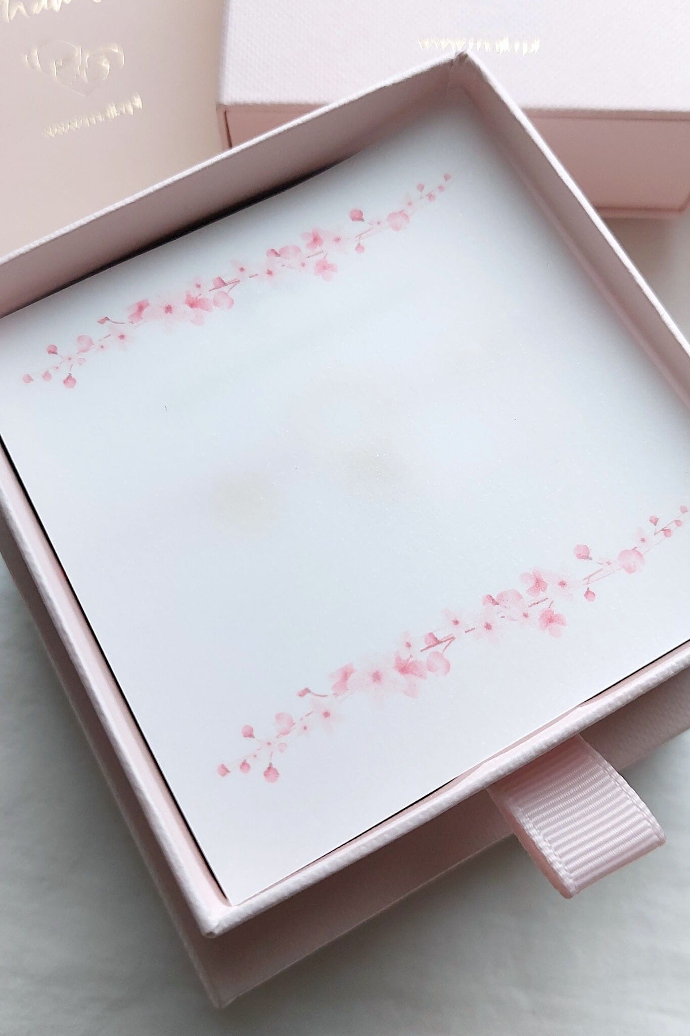 Delikatna kalka z motywem kwiatowym | Majla