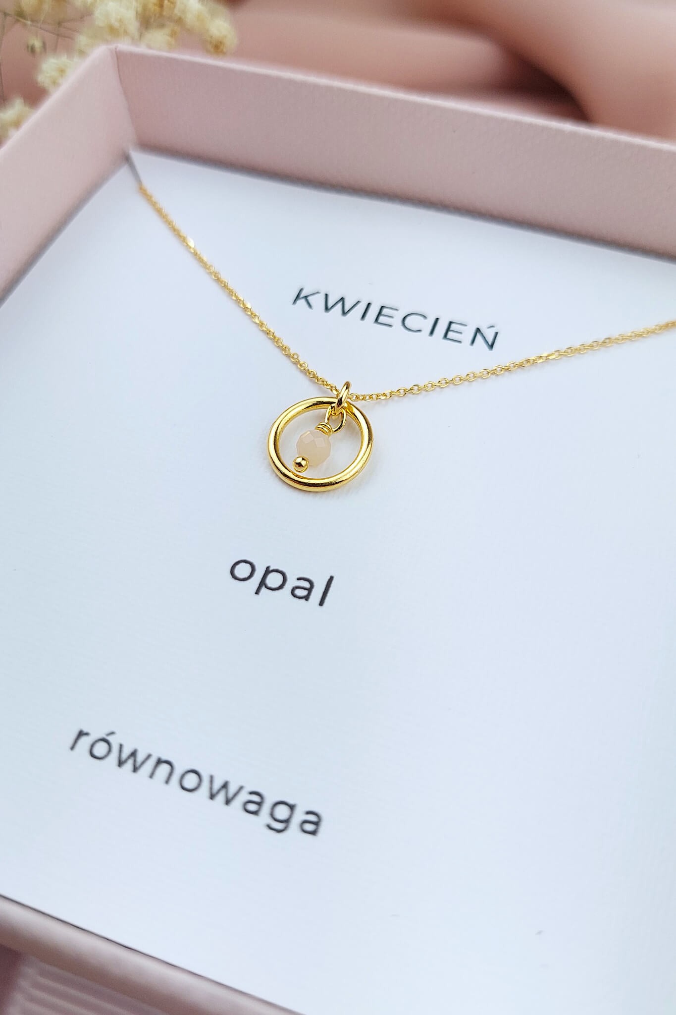 Majla-naszyjnik-kamien-urodzinowy-kwiecien-opal-1.jpg