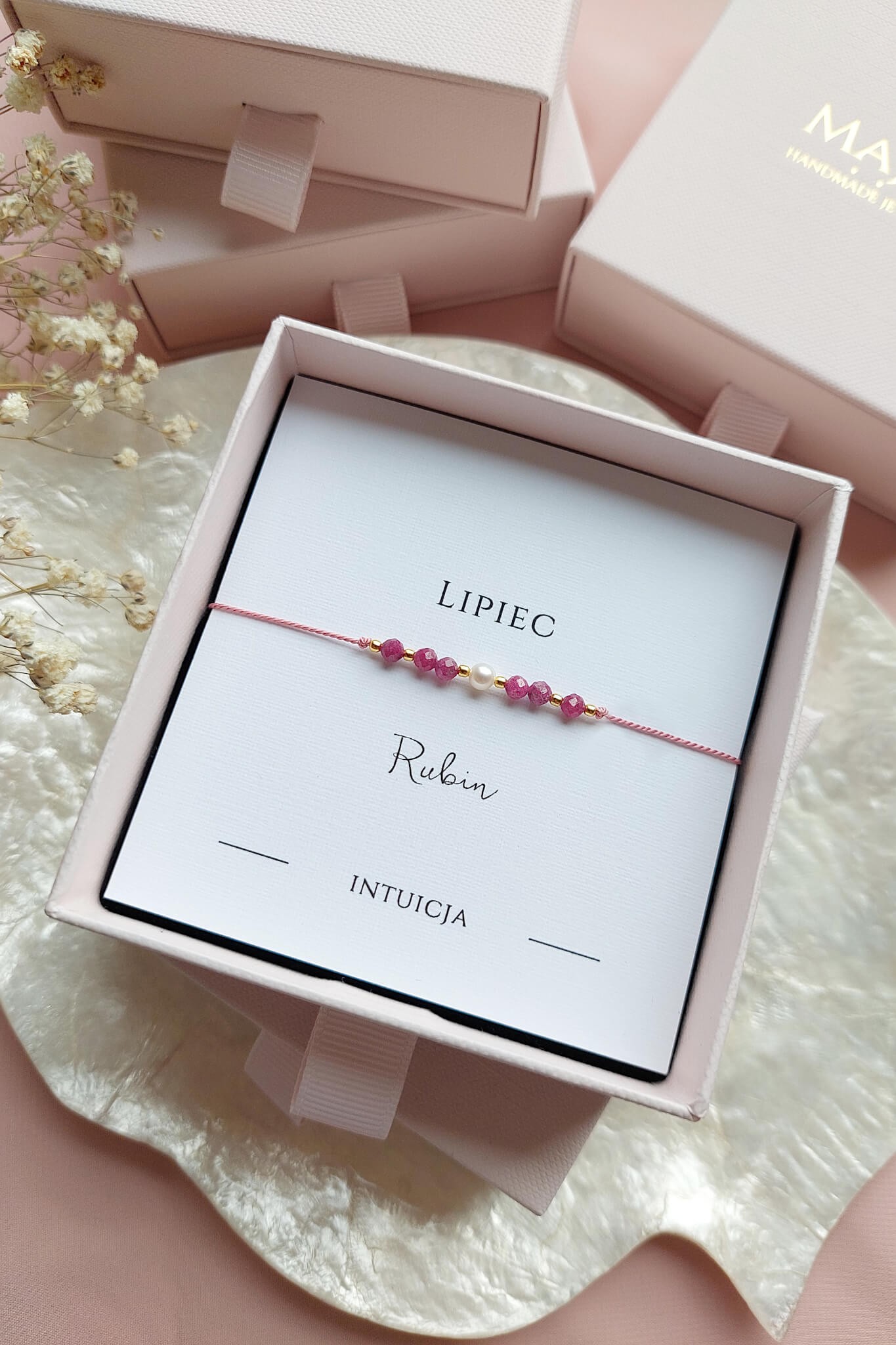 Personalizowana bransoletka z rubinem – lipiec, kamień urodzinowy